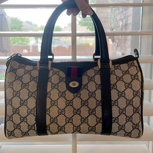 Gucci 80’s vintage purse with original bag